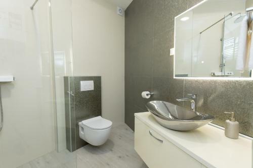 Hostal Apartmani I Sobe Peja?evi?