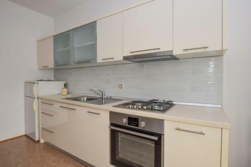 Apartamento Apts Luce - Family Friendly & Parking