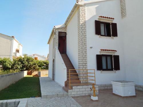 Apartamento Apts Luce - Family Friendly & Parking