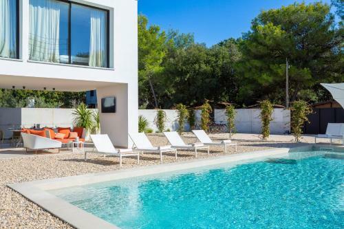 Villa Aron