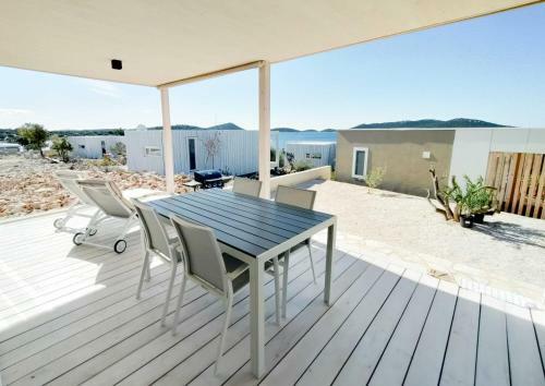 Villa Artica - Buqez 45