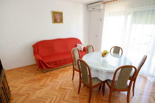 Sea View Apartment Manda