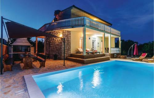 Four-bedroom Holiday Home In Polaca