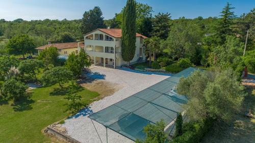 Hostal Apartments Saladinka