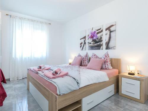 New 2020! 3 Bedrooms Apartment Simona