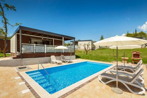 Premium Camping Homes Santa Marina, Lanterna