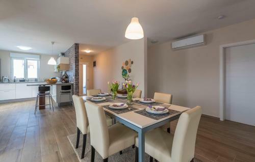Villa Frontera Cro Atia