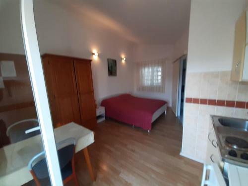 Hostal Apartments Katja With Garden And Pool