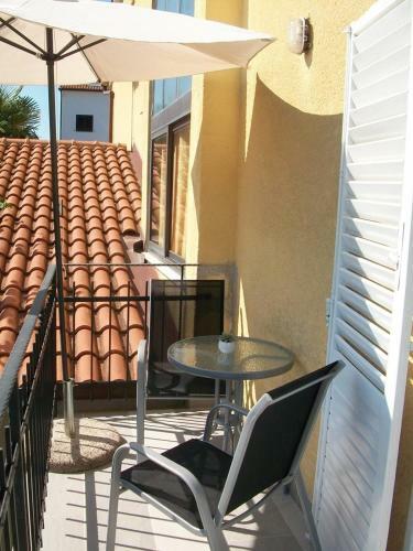 Hostal Apartments Katja With Garden And Pool