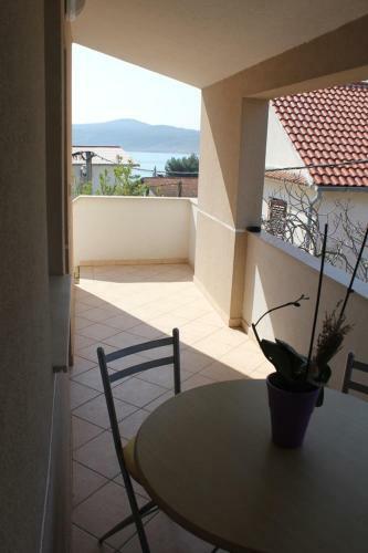 Apartments Ante - 50m From The Sea