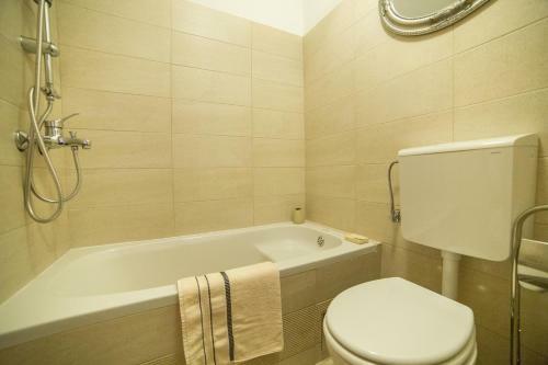 Beautiful Stone Villa Verde
