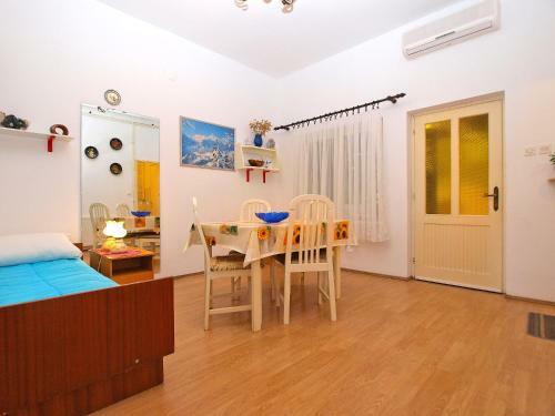 Apartments Premantura 1197