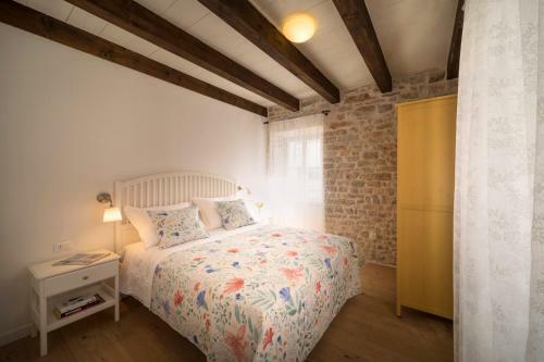 Mulberry Stonehouse