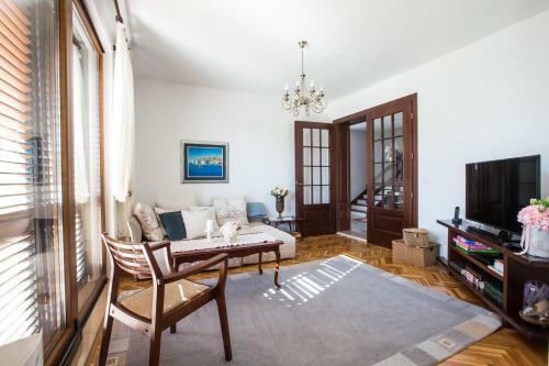 Villa Karlo
