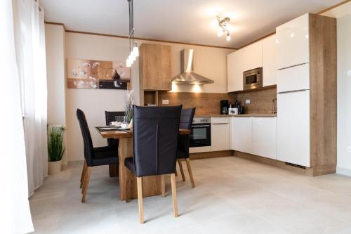 Crowonder Beachfront Reiterer Villa V2
