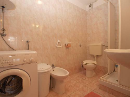 Apartments Mladen 1588