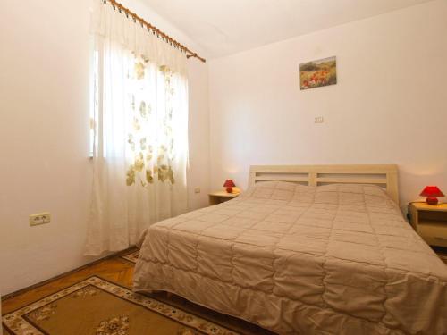 Apartments Mladen 1588