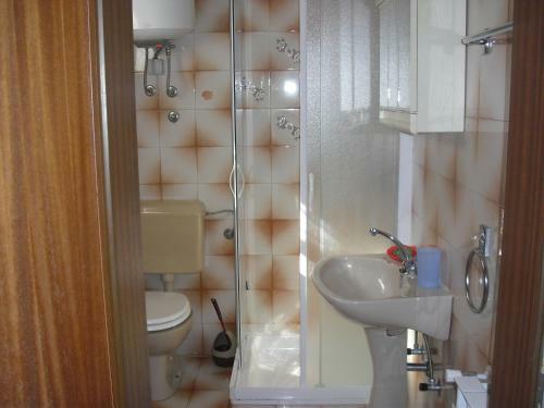 Hostal Apartment Burmy