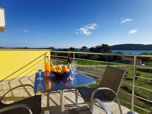 Hostal Apartmani Mirna Luka