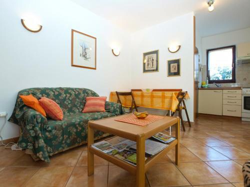 Apartments Ondina 1827