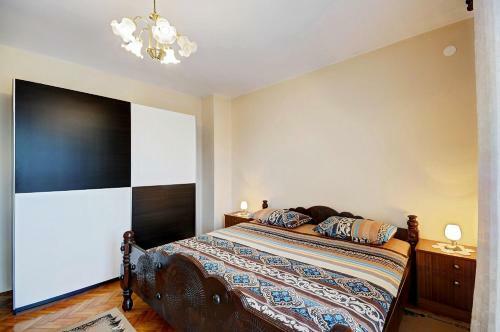 Cozy Apartments Alexandra For Relaxed Vacation