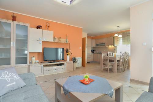 Apartment Anto 1772