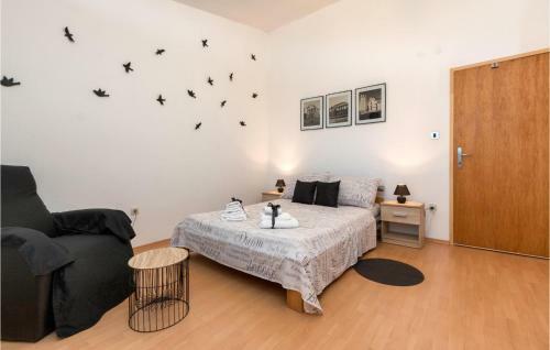 Three-bedroom Apartment In Pula