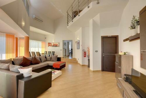 Villa Marcelia