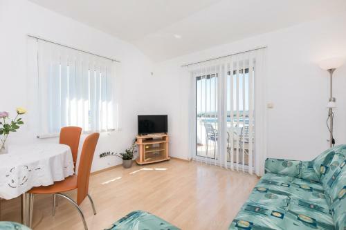 Apartment Cvijic Beige