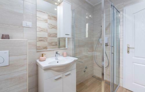 Apartment Kata With Private Pool
