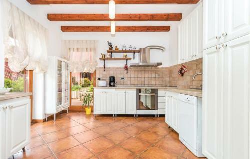 Two-bedroom Holiday Home In Rijeka