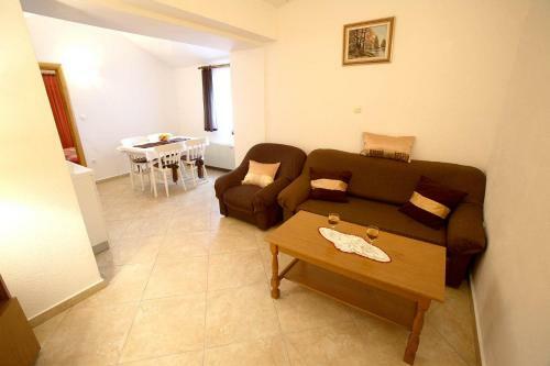 Apartments Lias - With Restaurant