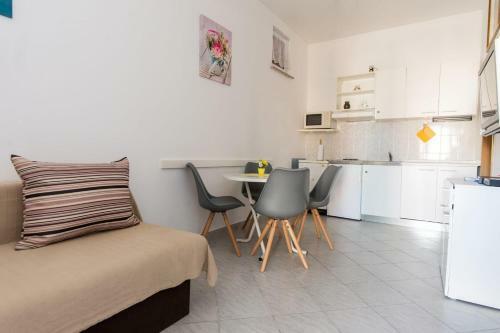 Apartments Novica