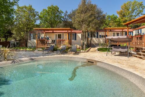 Mobile Homes Camp Green Garden Ve?tar
