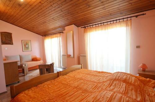 Hostal Sini Apartments