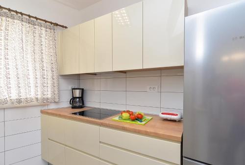Apartment Andrea 1952