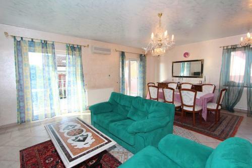 Apartment Provena