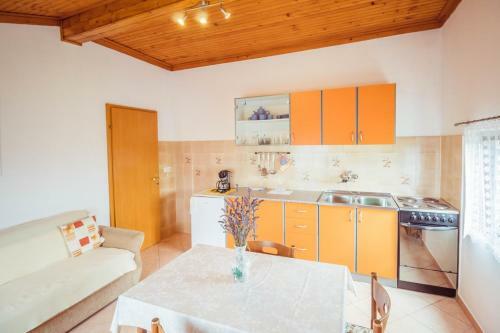 Apartment Luciana 1