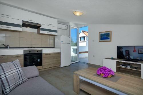 Apartments Igor - 5m From Beach