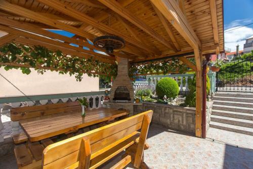 Hostal Apartment Complex Biondic