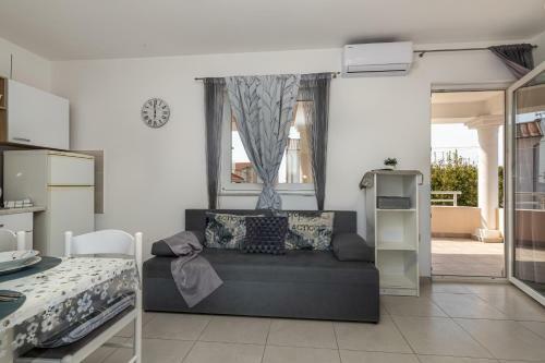 Apartment Alenka