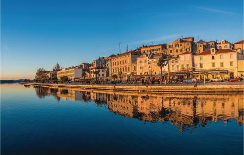 Three-bedroom Apartment In Sibenik