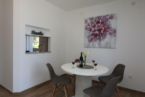 Apartment Lapepa