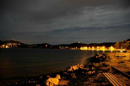Apartments Ton-30m From Sea