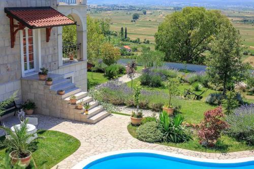 Villa Residencia