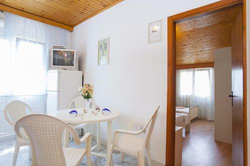 Apartment Ante-50m From Beach