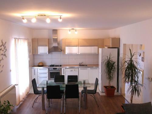 Holiday Home Amy****