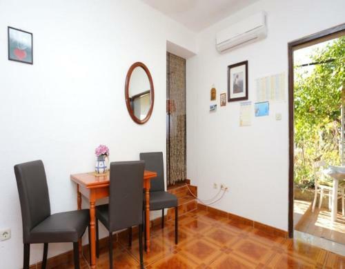 Apartments Rosa - With Parking