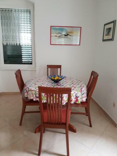 Viola Apartment
