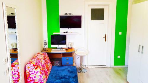 Croparadise Green Hostel